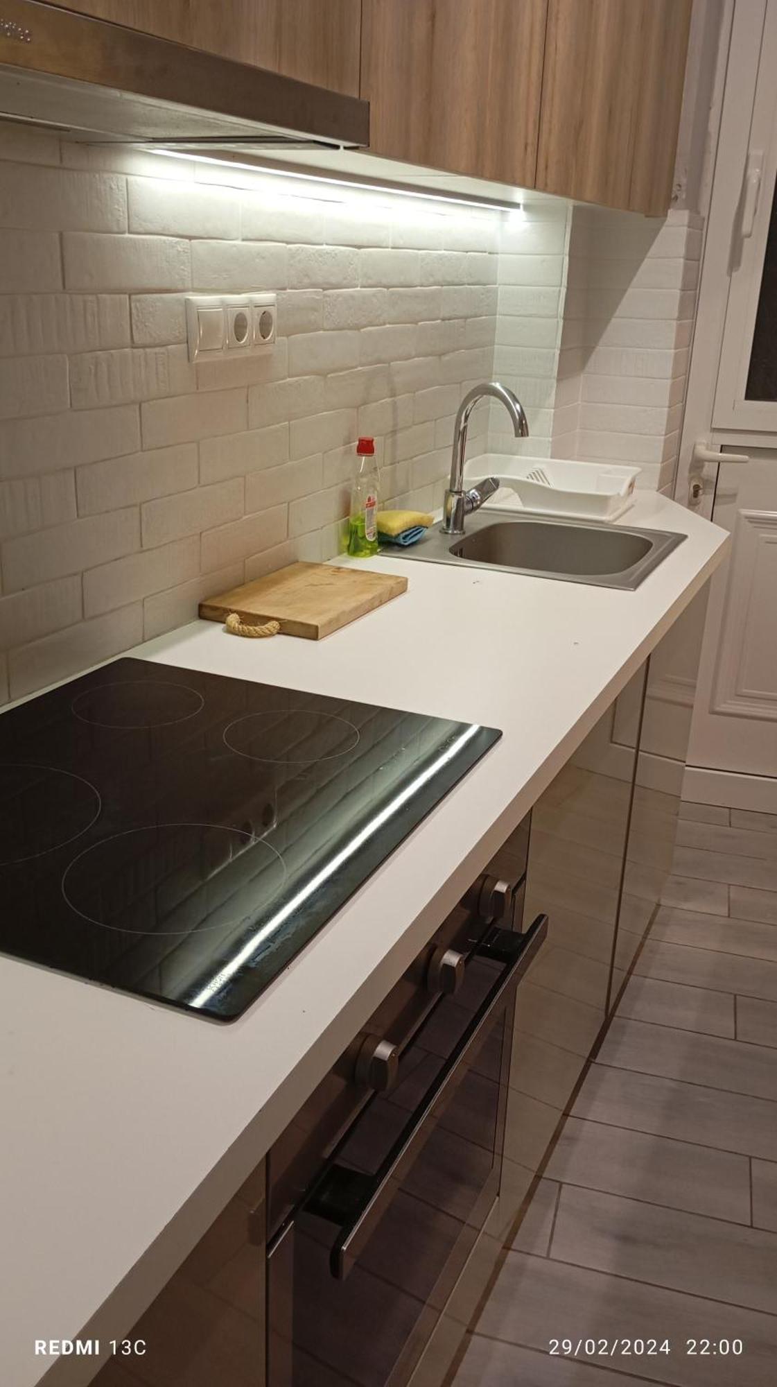 Μοντέρνο Διαμέρισμα - Stylish Appartment Loutraki エクステリア 写真