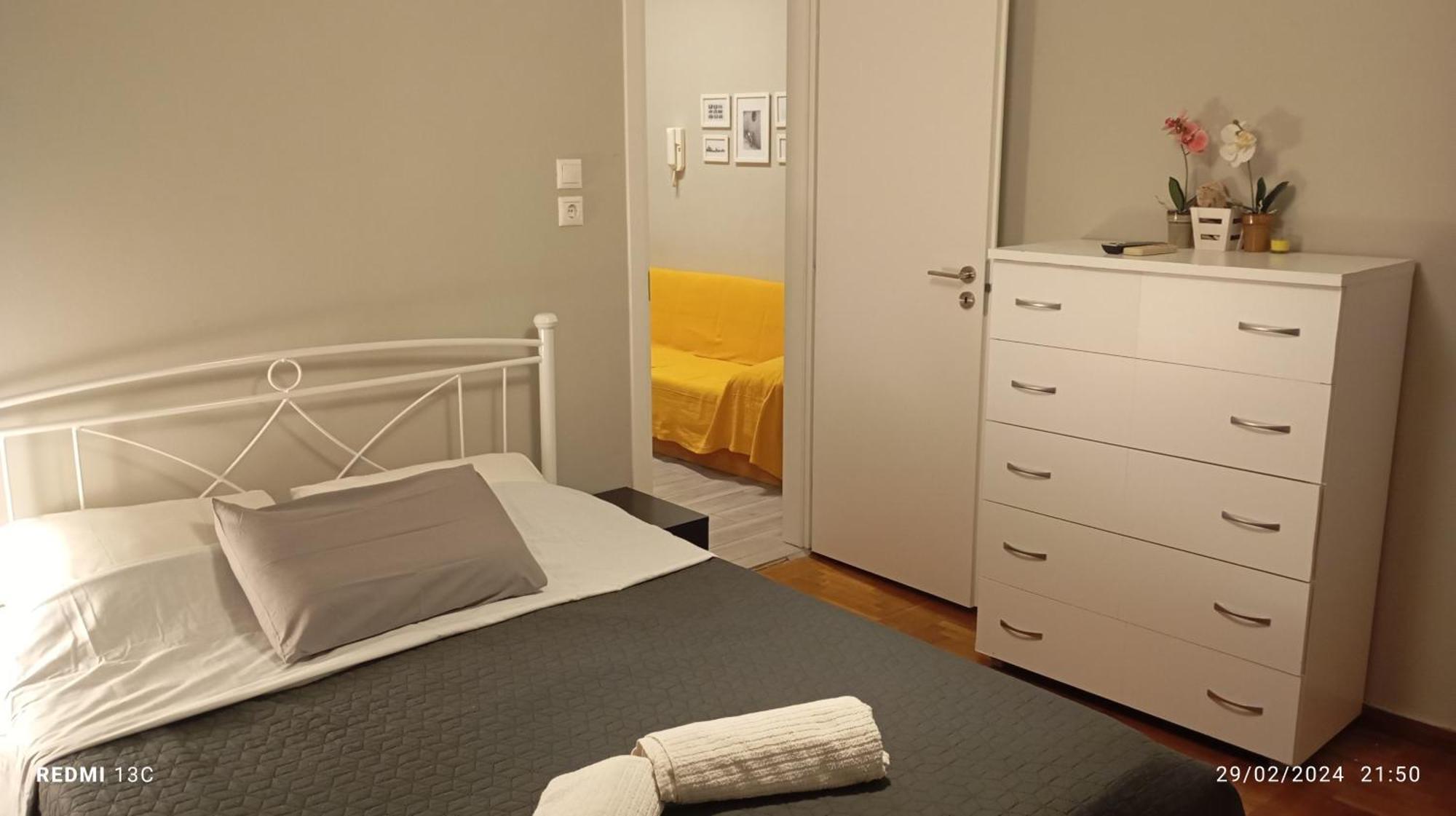 Μοντέρνο Διαμέρισμα - Stylish Appartment Loutraki エクステリア 写真